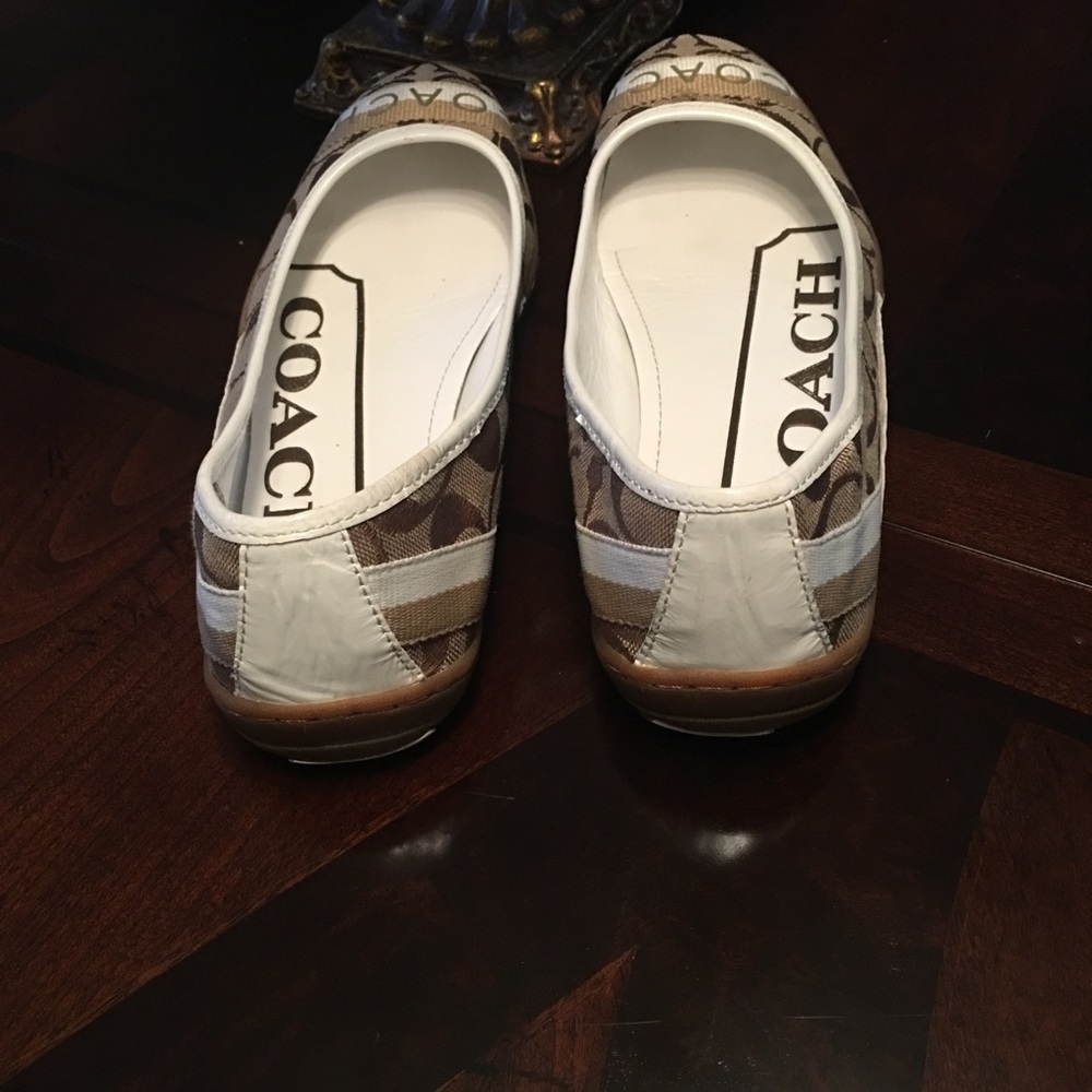 Coach Shoes - Picture 3 of 4
